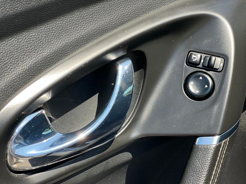 Car Thumb
