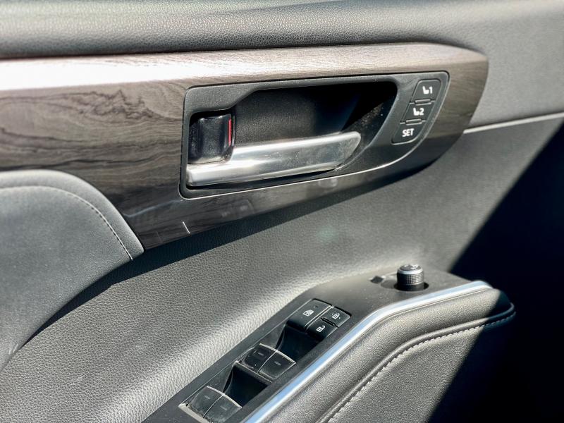 Car Thumb