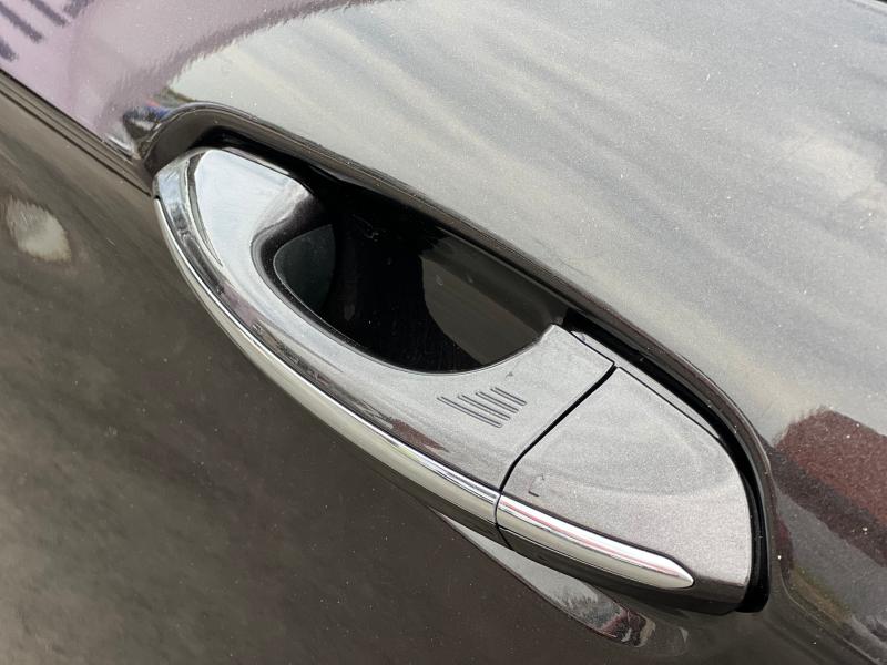 Car Thumb