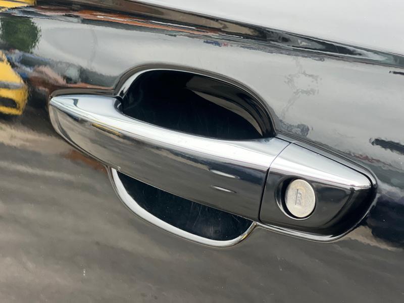 Car Thumb