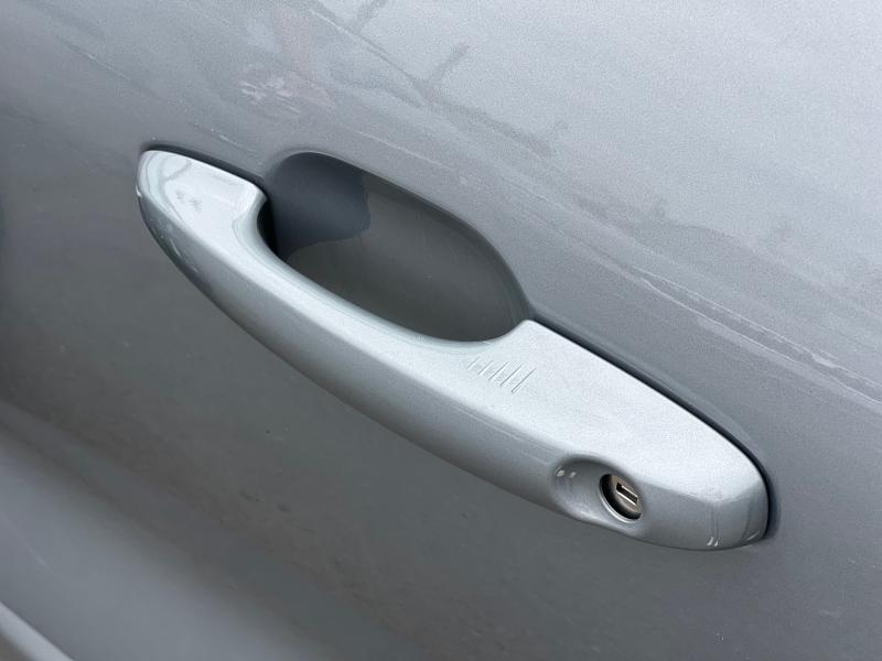 Car Thumb