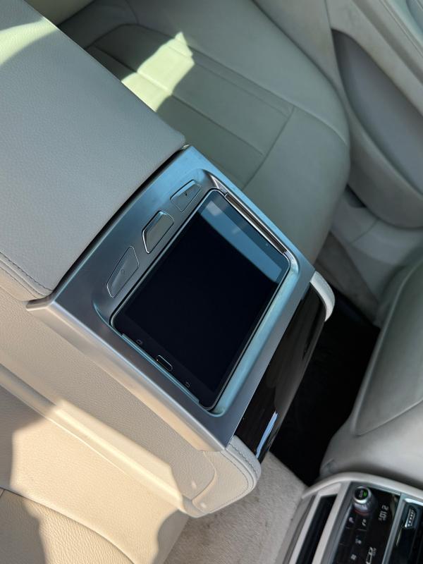 Car Thumb