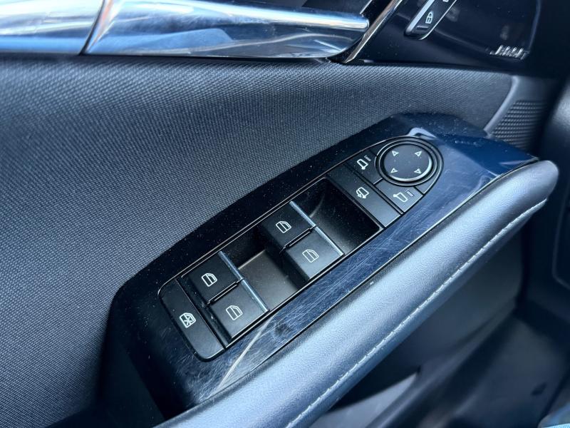 Car Thumb
