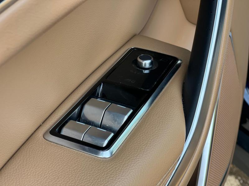 Car Thumb