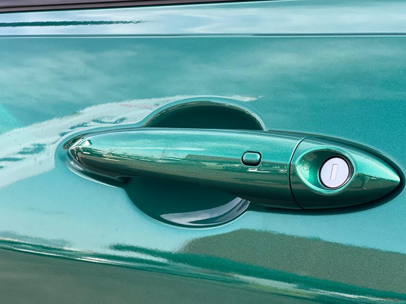 Car Thumb