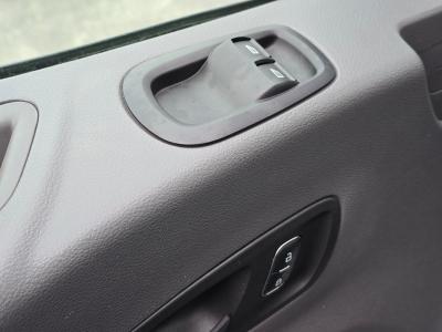 Car Thumb