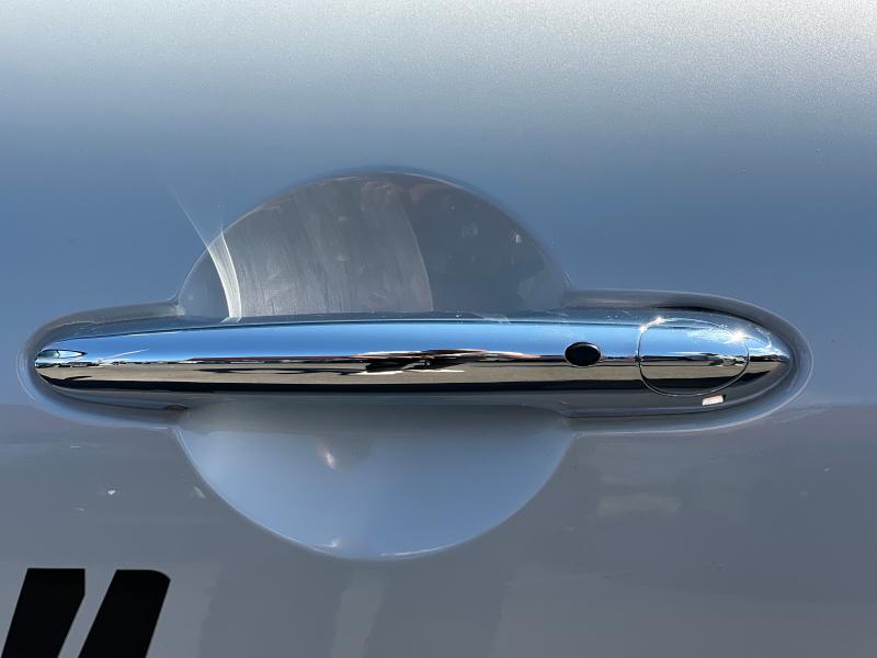 Car Thumb
