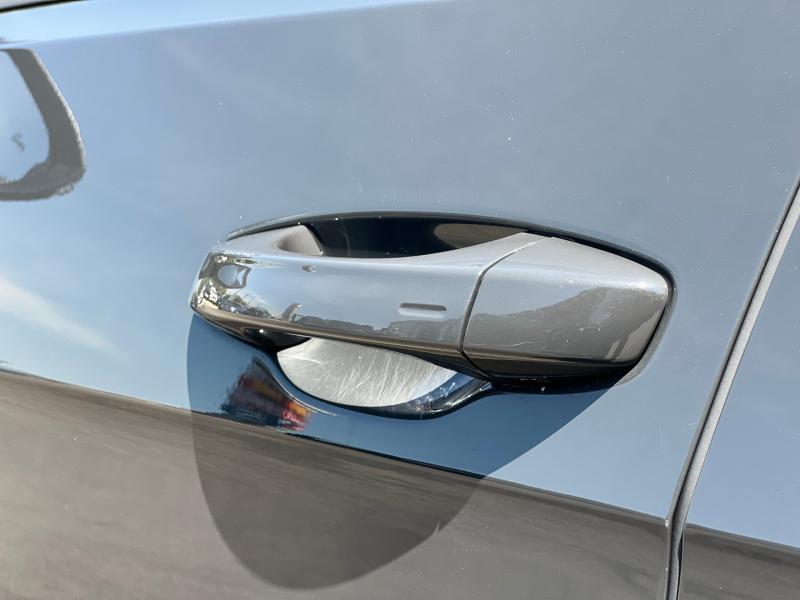 Car Thumb