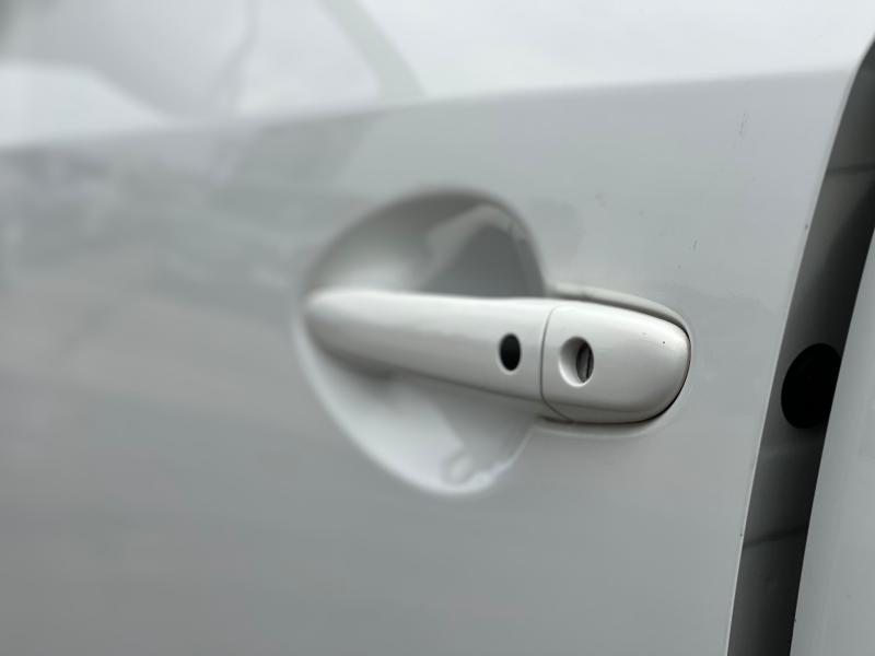 Car Thumb