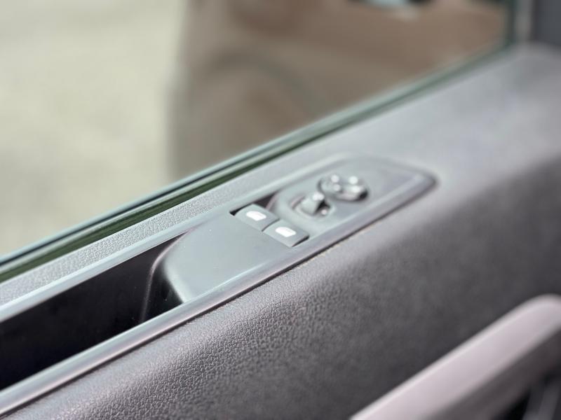 Car Thumb
