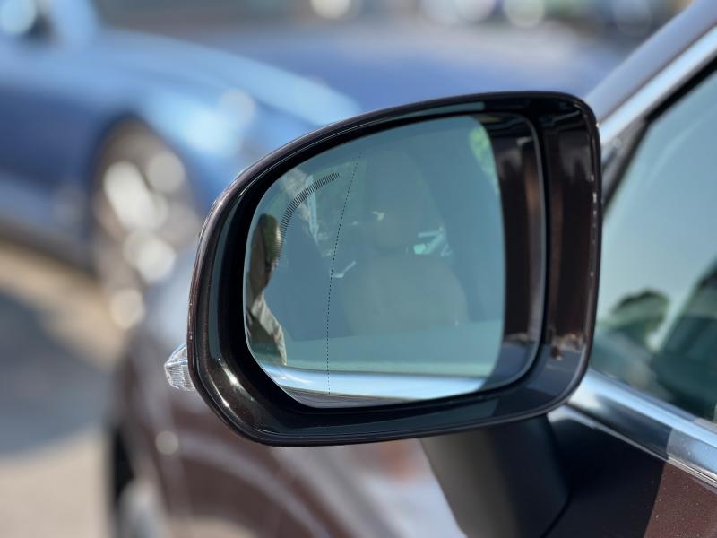 Car Thumb