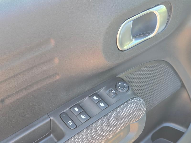 Car Thumb