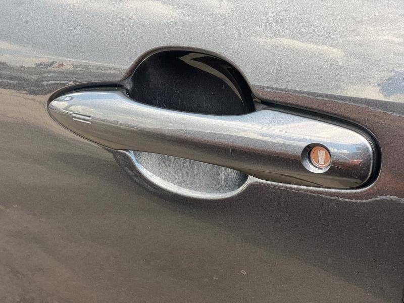 Car Thumb