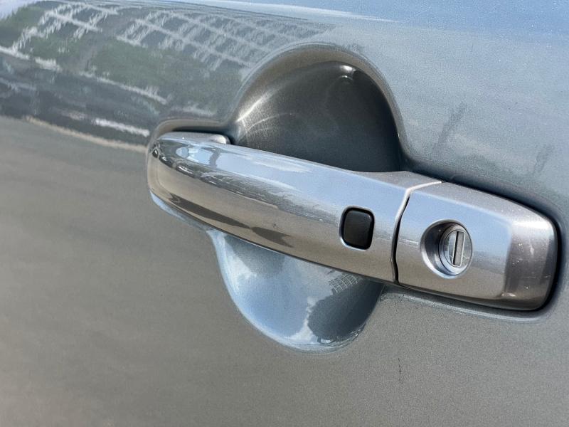 Car Thumb