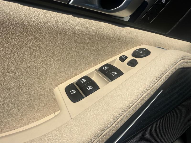 Car Thumb