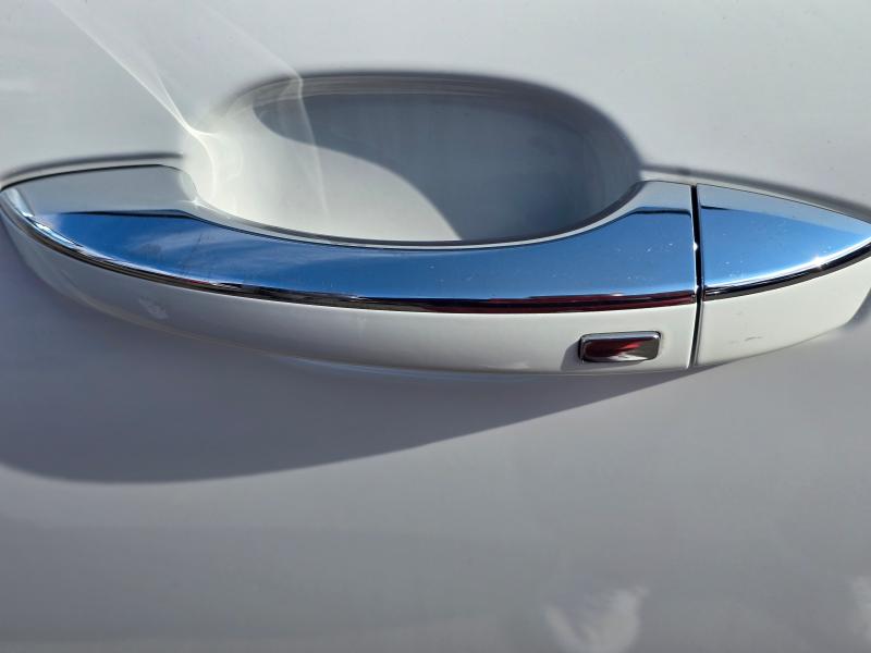 Car Thumb