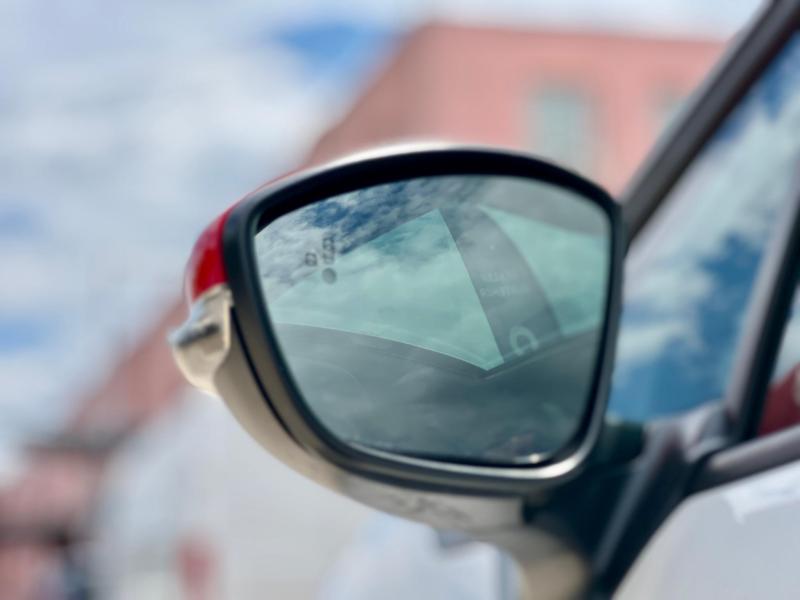 Car Thumb