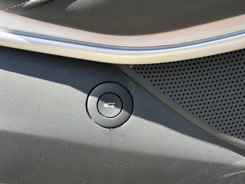 Car Thumb