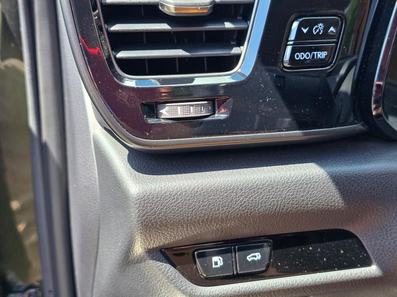 Car Thumb