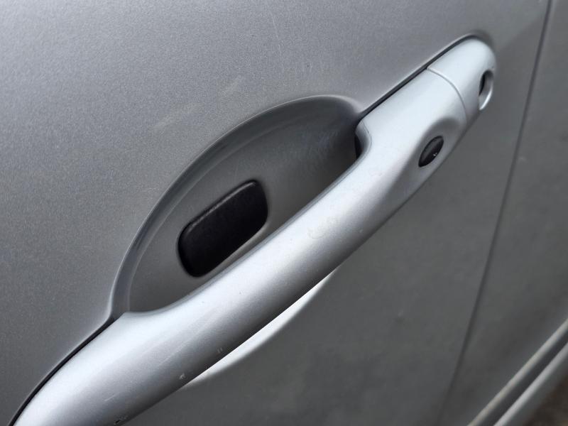 Car Thumb